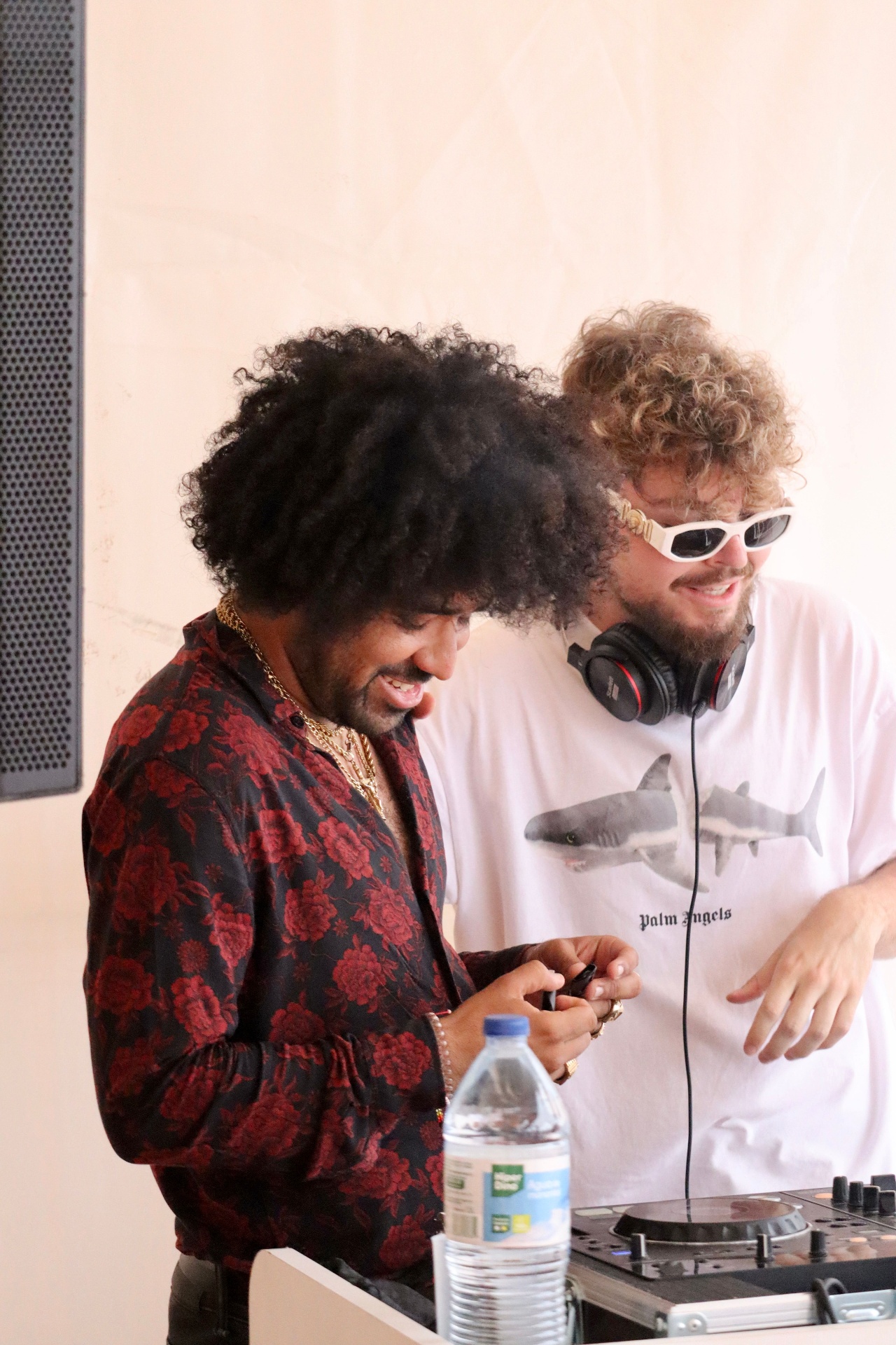 I fondatori di San Gennaro Underground durante un DJ set
